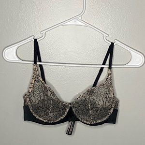 32C Victoria Secret Bra